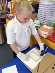 Make a rectangular frame.